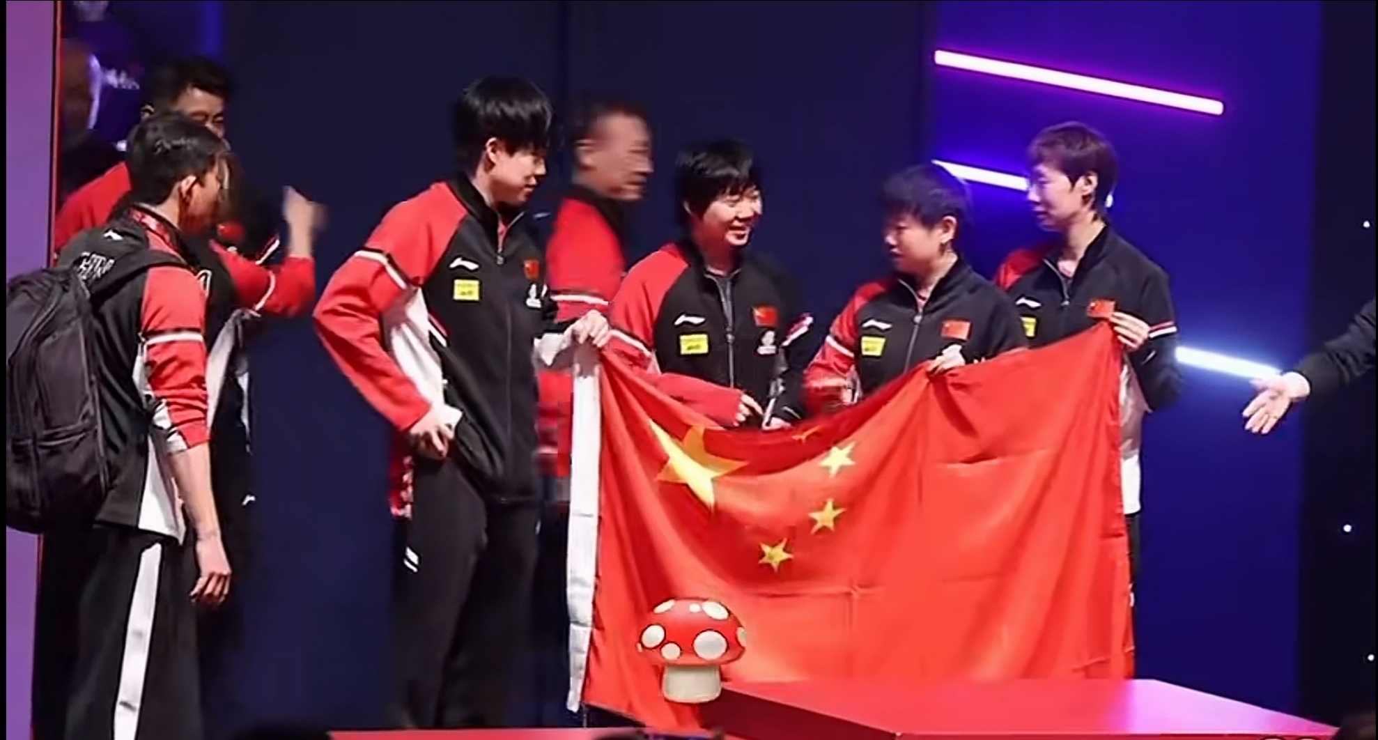 C7娱乐下载-勇者之战！两支球队争夺胜利，比赛压轴上演的简单介绍