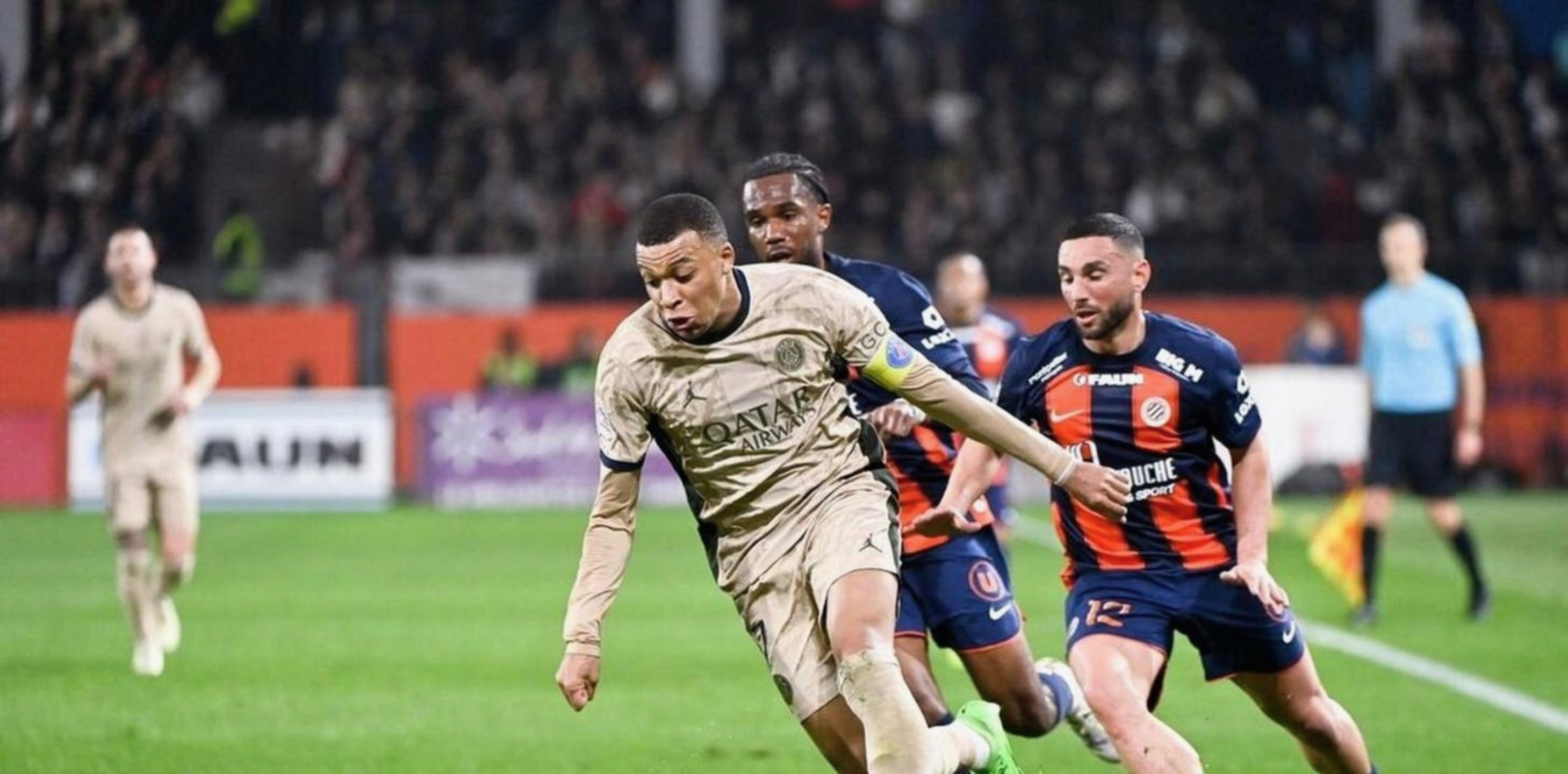 里昂球员受伤退场，法甲比赛存疑的简单介绍