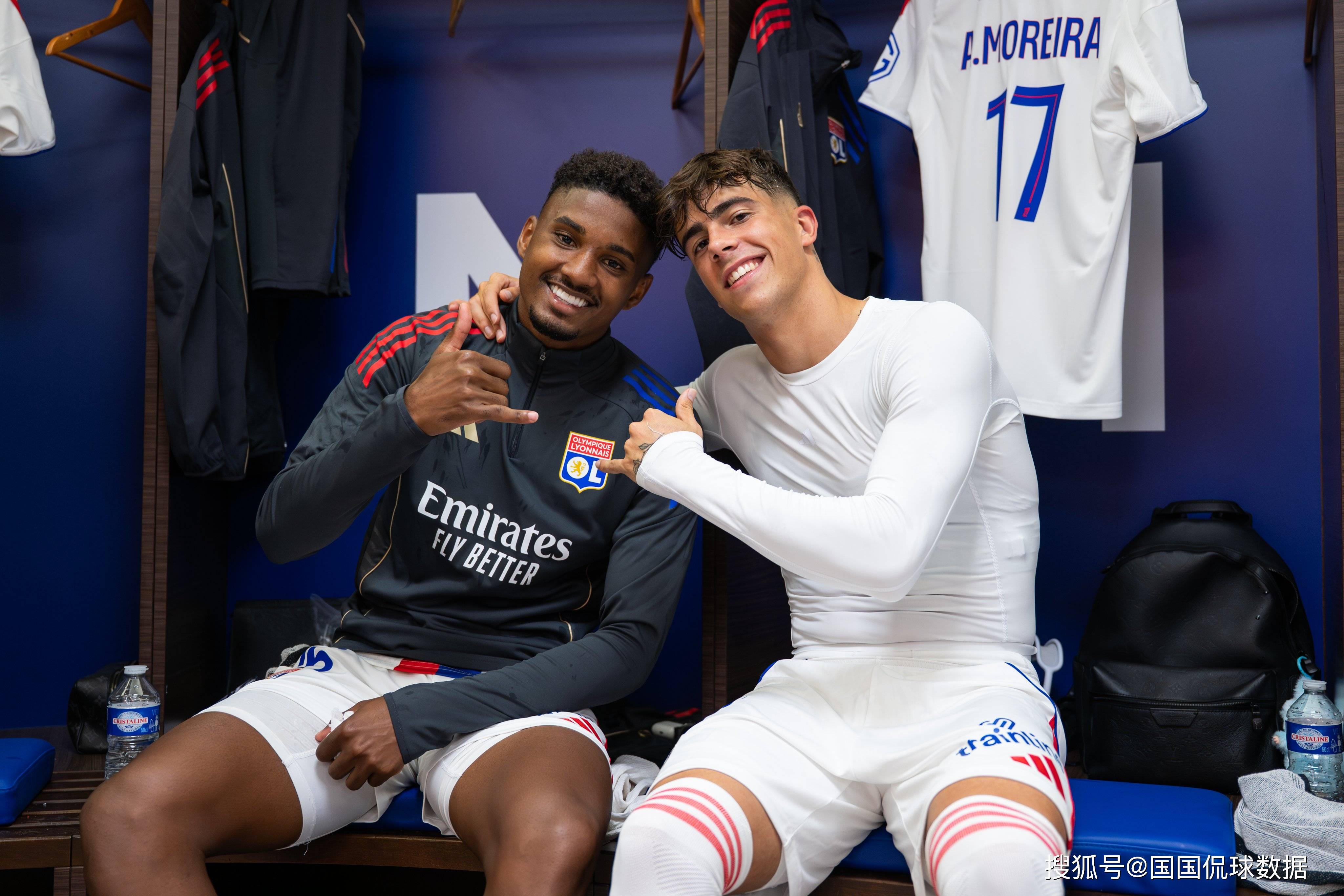 里昂球员受伤退场，法甲比赛存疑的简单介绍