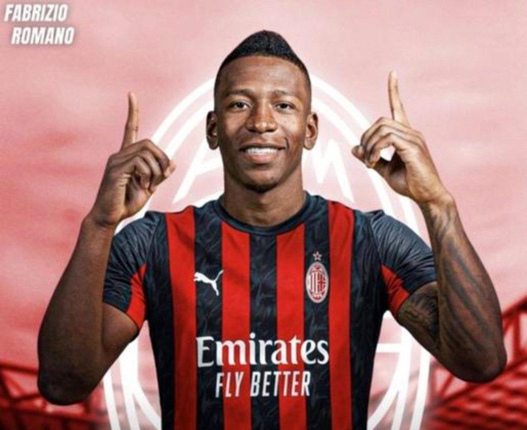 一位新秀球员的亮眼表现，引发球迷关注与讨论(新秀球员名单)